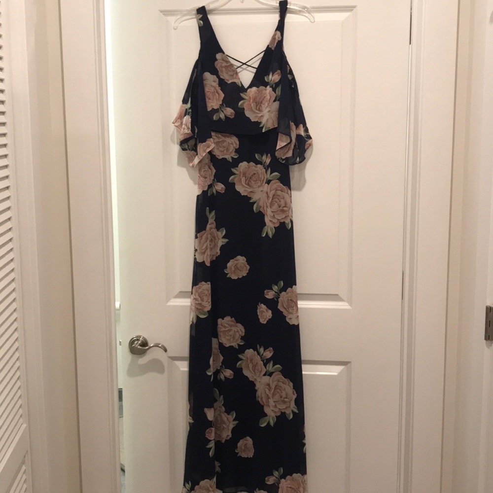 Flowered off the shoulder maxi dress